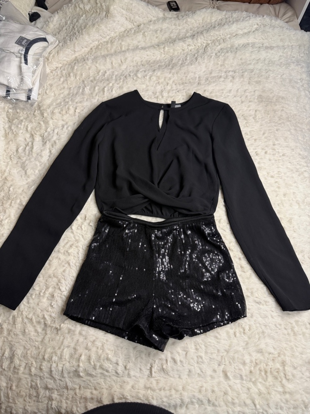 Black Long-Sleeve Twist Front Top - Elegant Women's Top